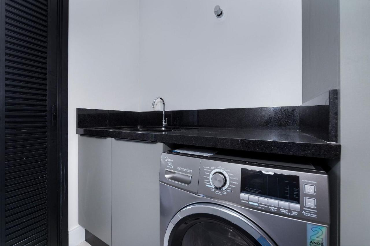 Adra 301 - Apartamento No Centro De Bombinhas - Rooftop Com Piscina E Academia - A Poucos Metros Da Praia - Exteriör bild