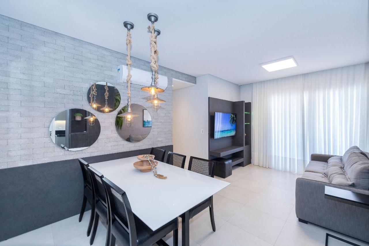 Adra 301 - Apartamento No Centro De Bombinhas - Rooftop Com Piscina E Academia - A Poucos Metros Da Praia - Exteriör bild