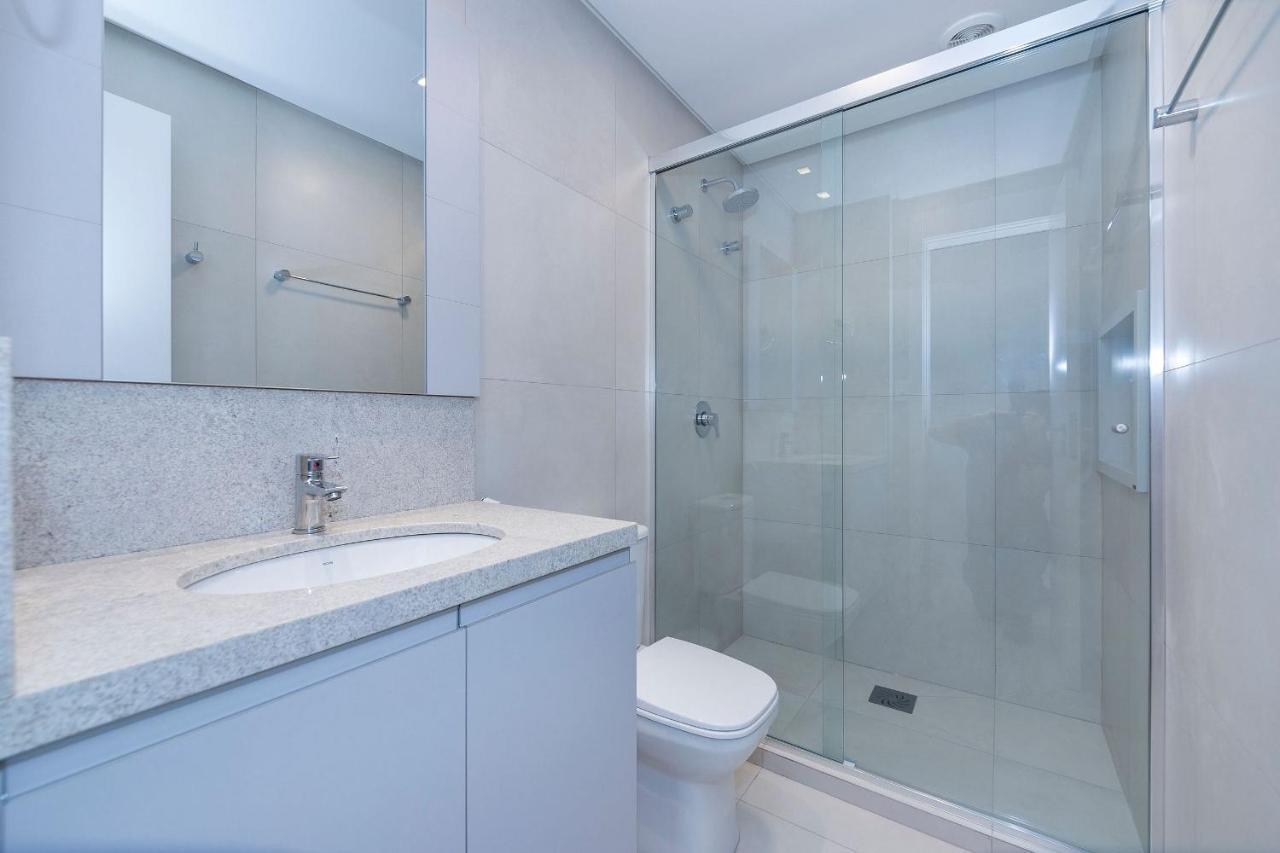 Adra 301 - Apartamento No Centro De Bombinhas - Rooftop Com Piscina E Academia - A Poucos Metros Da Praia - Exteriör bild